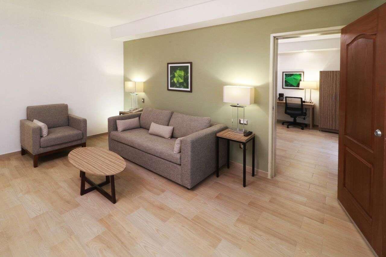 Wyndham Garden Monterrey Valle Real Buitenkant foto