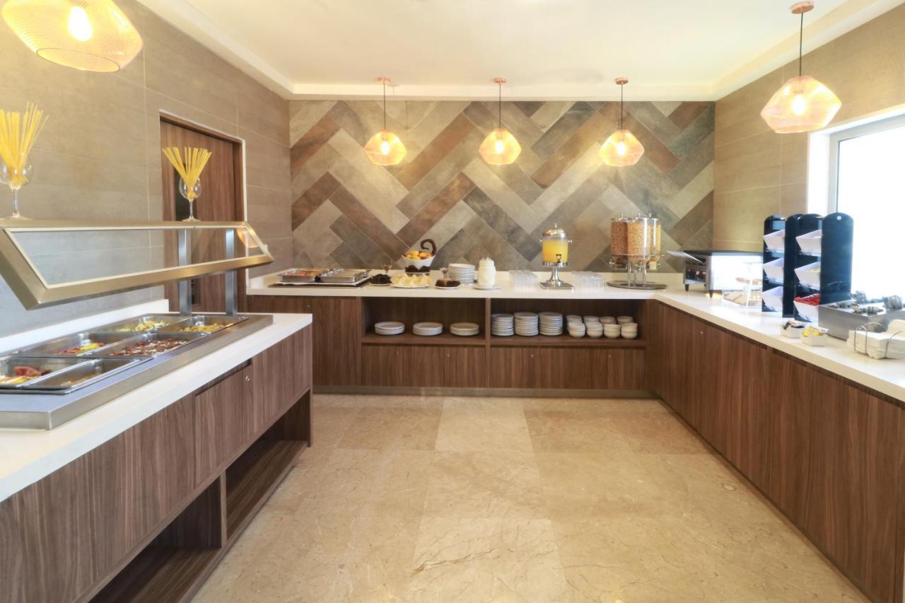 Wyndham Garden Monterrey Valle Real Buitenkant foto