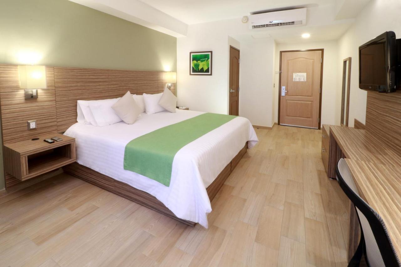 Wyndham Garden Monterrey Valle Real Buitenkant foto