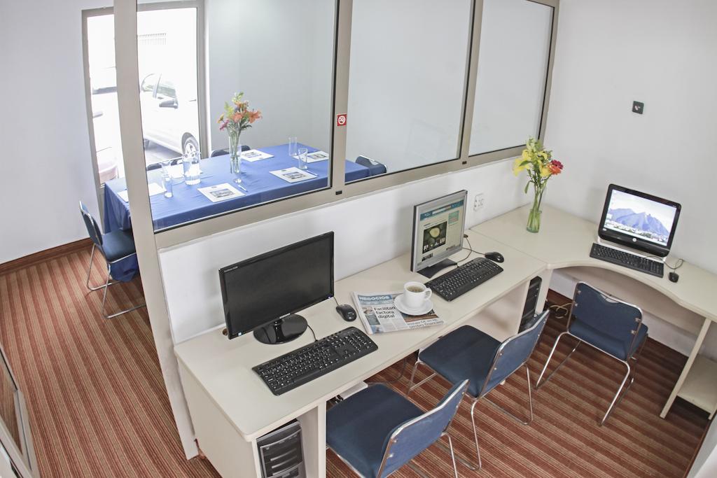 Wyndham Garden Monterrey Valle Real Zakenleven foto