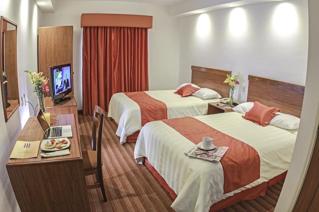 Wyndham Garden Monterrey Valle Real Kamer foto