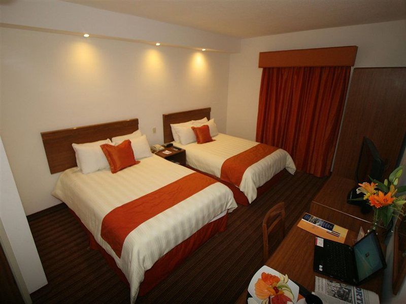 Wyndham Garden Monterrey Valle Real Buitenkant foto